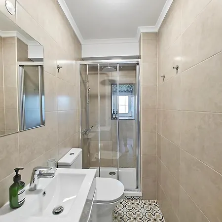 The Ceramic - 2br Apartment Lisbon